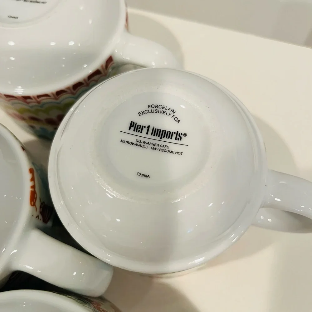 ☕️ Pier 1 stackable porcelain coffee/tea mugs☕️